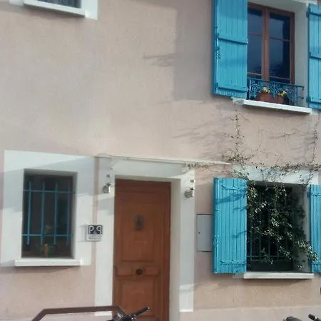Bed & Breakfast Privée Nîmes